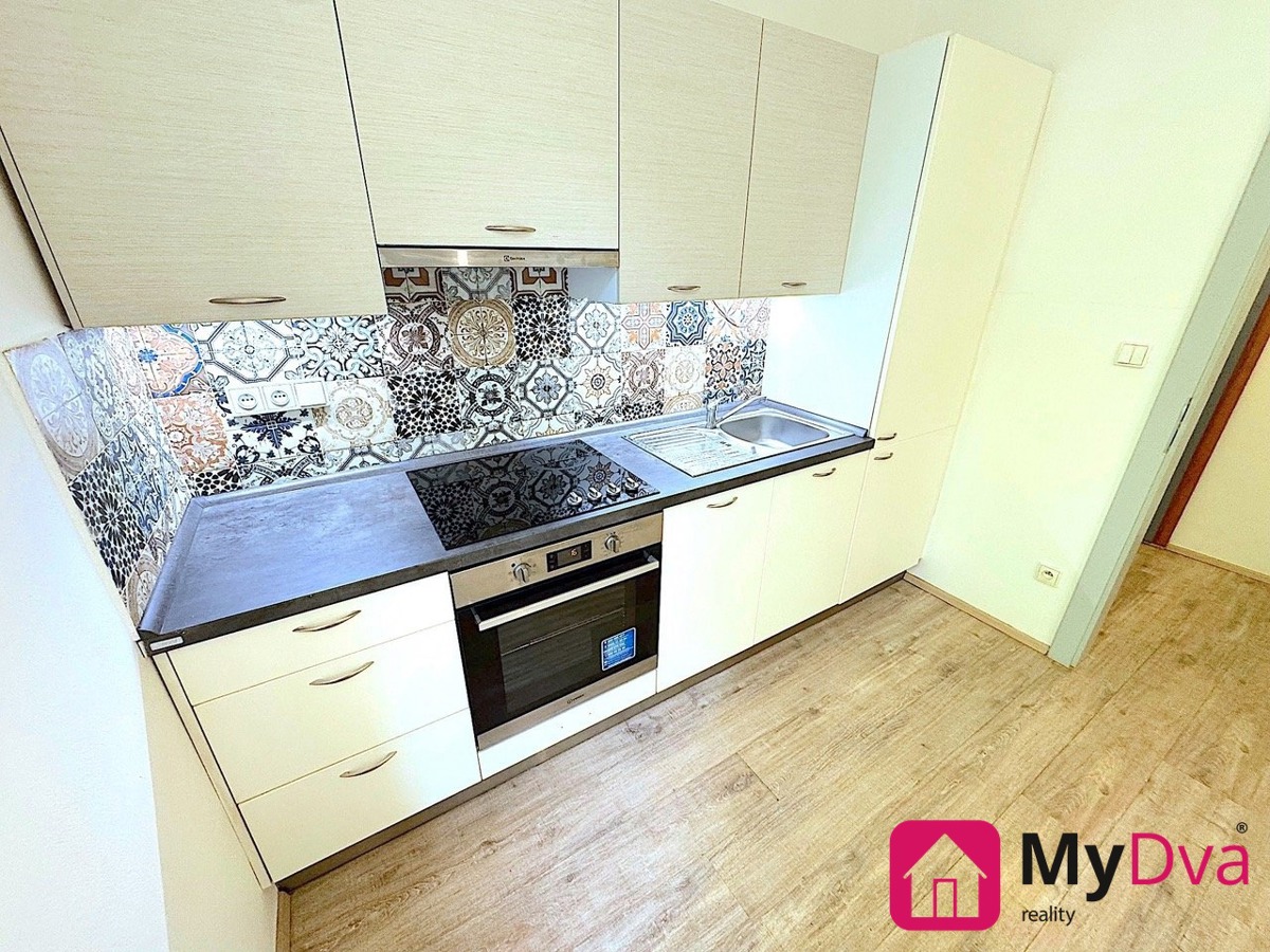 Pronájem bytu · 2+kk · 48 m²