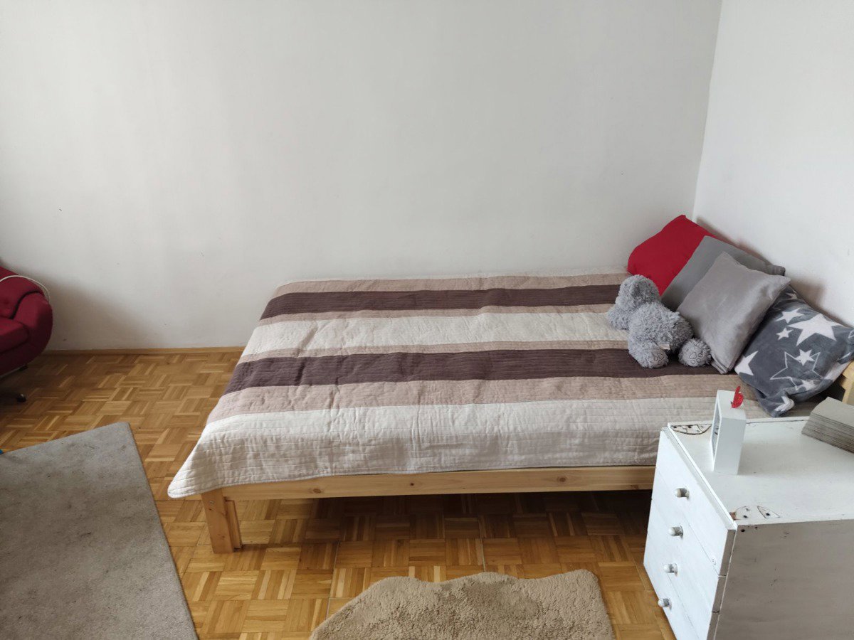 Photo 2/3
