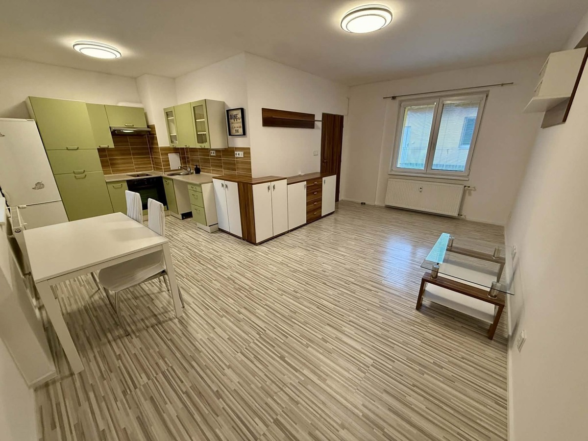 Оренда квартири · 1+kk · 32 m²