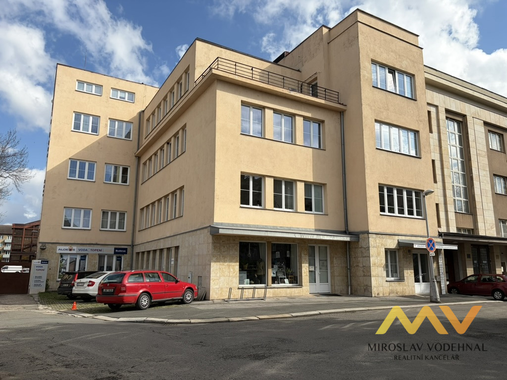 Pronájem komerční nemovitosti · Kancelář · 62 m²