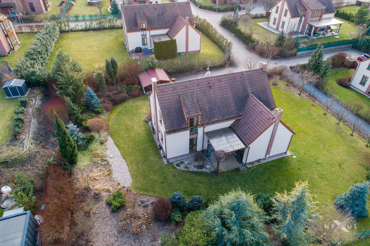 Fotografie 1 - Prodej domu · Rodinný · 250 m² · 5 pokojů