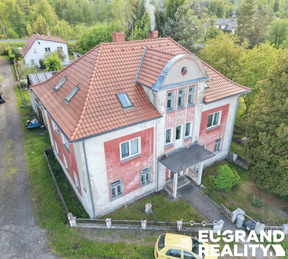 Fotografie 1 - Prodej domu · Rodinný · 300 m² · 5 pokojů