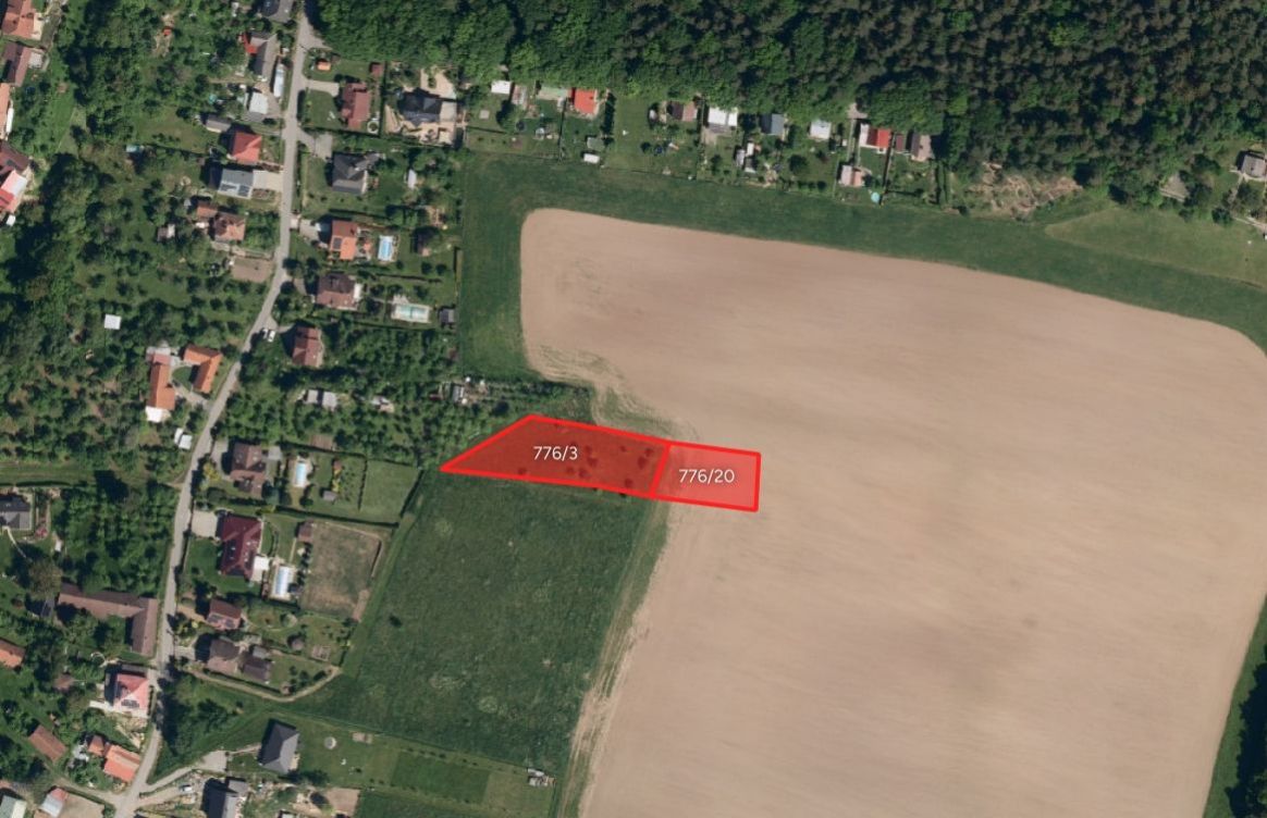 Продаж ділянки · Поле · 2 693 m²
