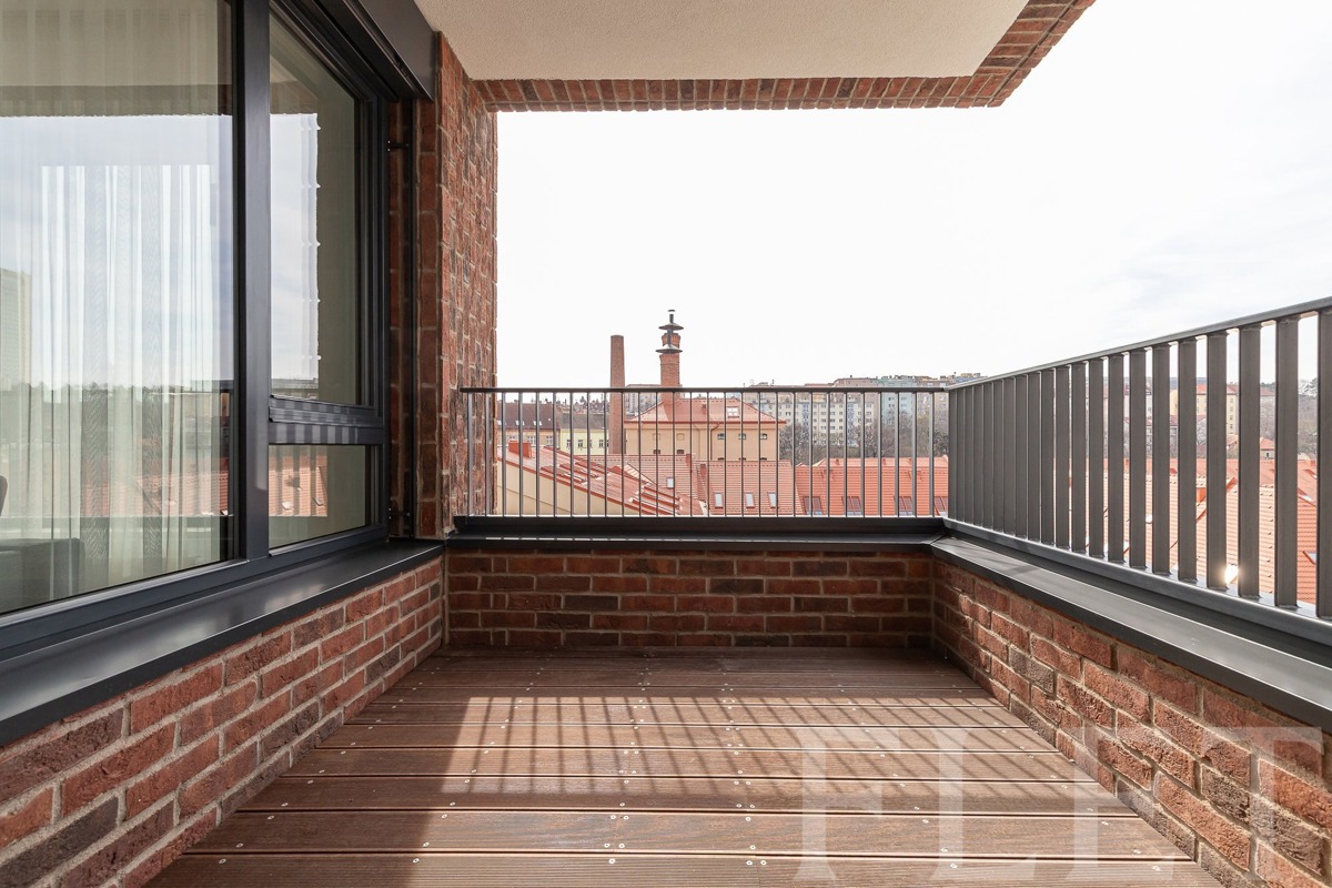 Аренда квартиры · 2+kk · 66 m²