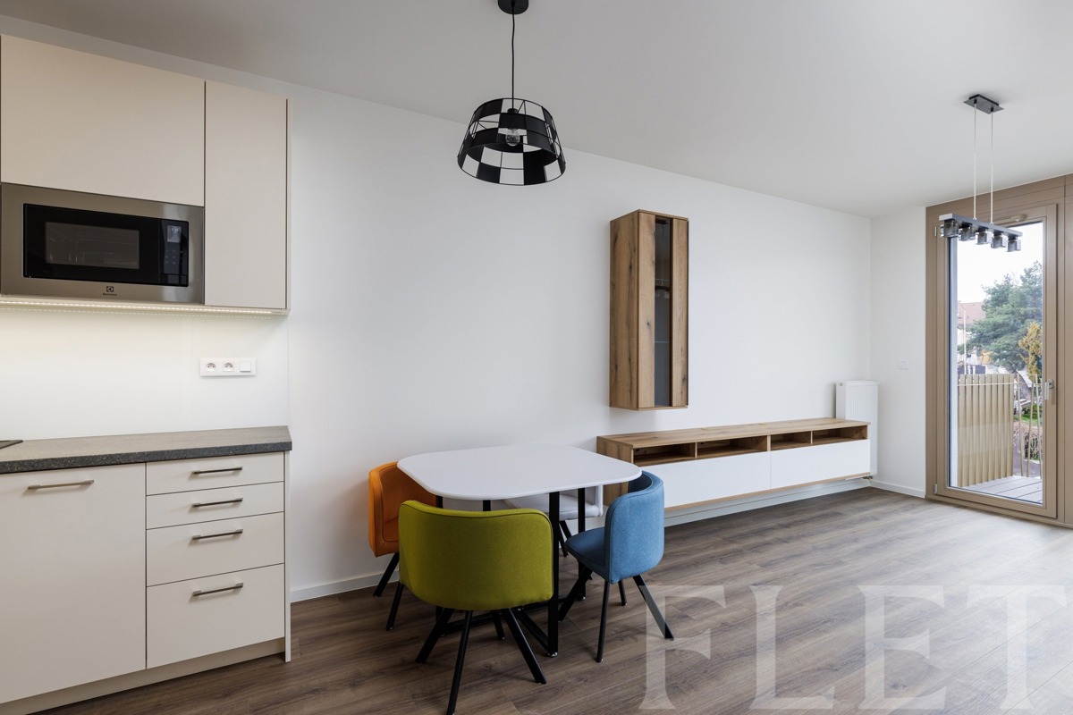 Pronájem bytu · 2+kk · 48 m²