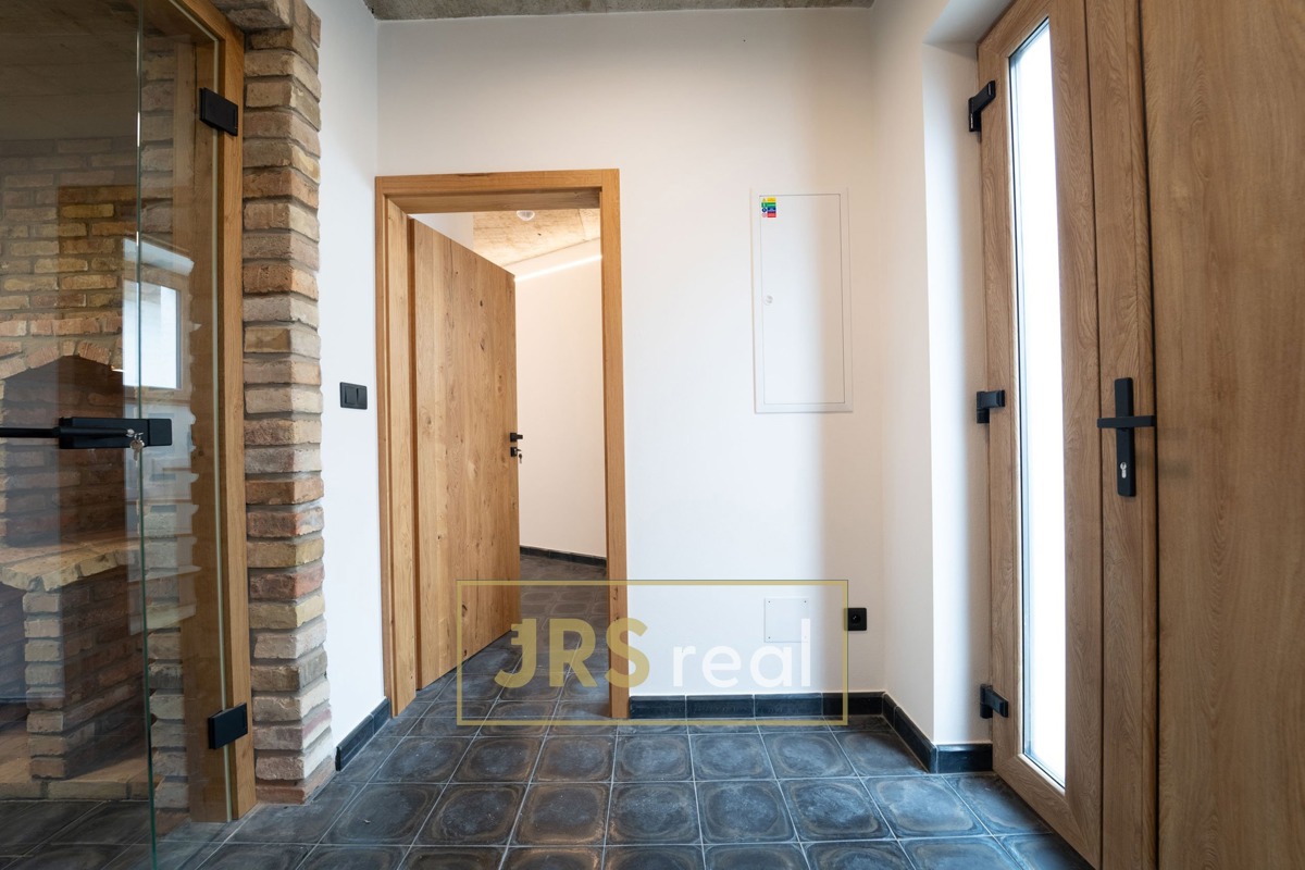 Fotografie 3 - Prodej vinného sklepa · 100 m²