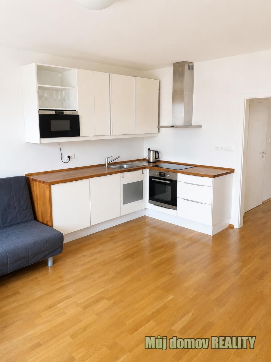 Căn hộ cho thuê · 4+kk · 72 m²