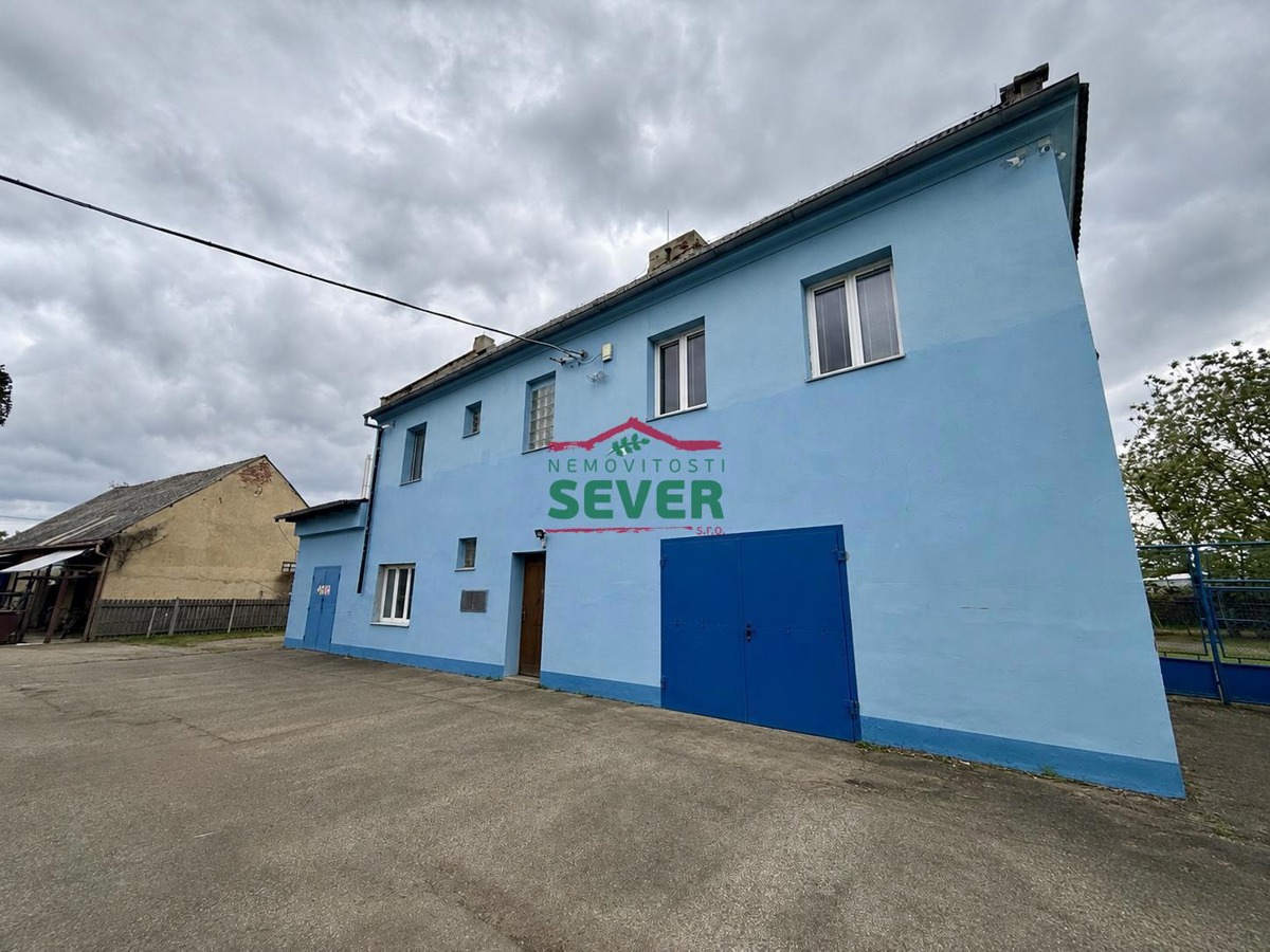 Commercial property for rent · Office