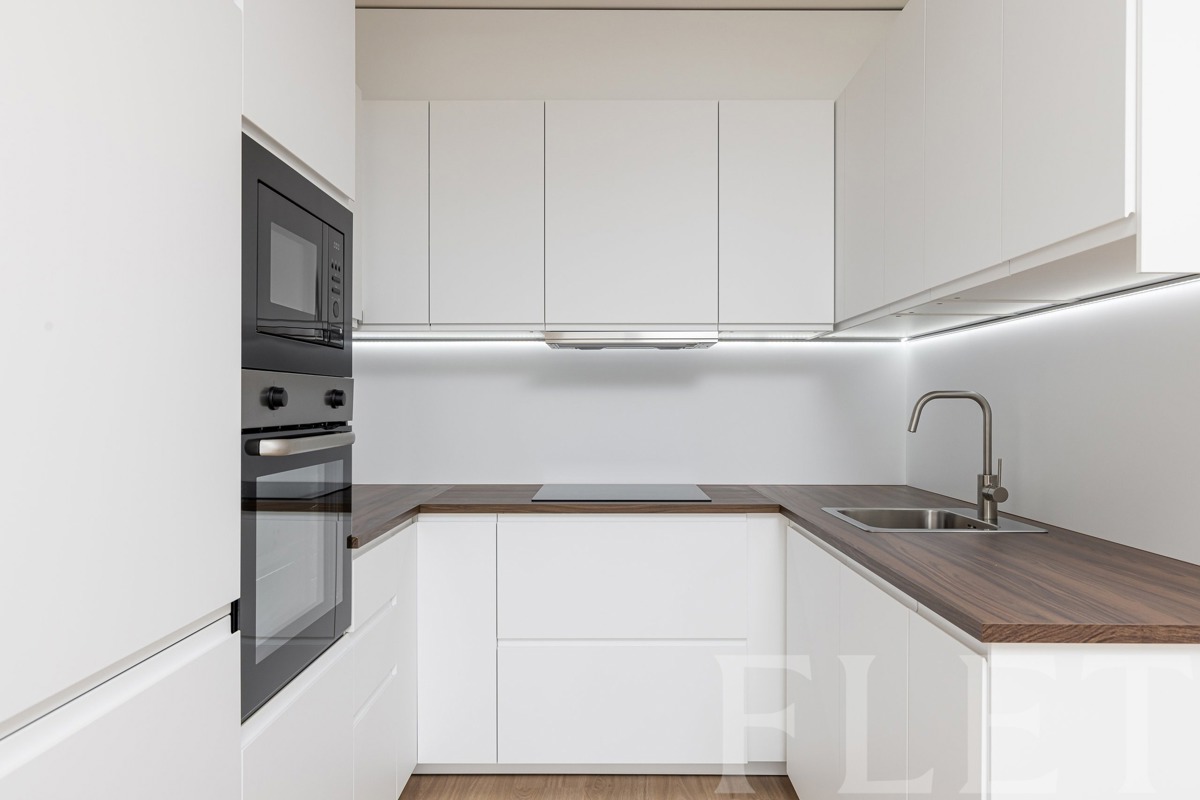Оренда квартири · 2+kk · 52 m²