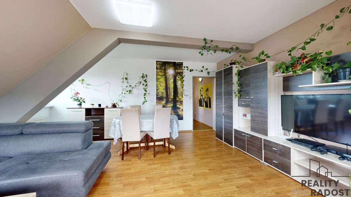 Fotografie 1 - Pronájem bytu · 4+1 · 109 m²