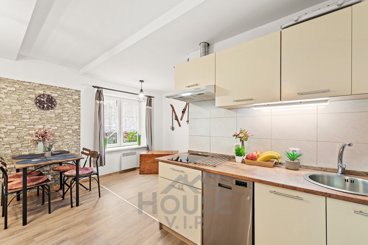 Fotografie 2 - Prodej bytu · 2+kk · 44 m²