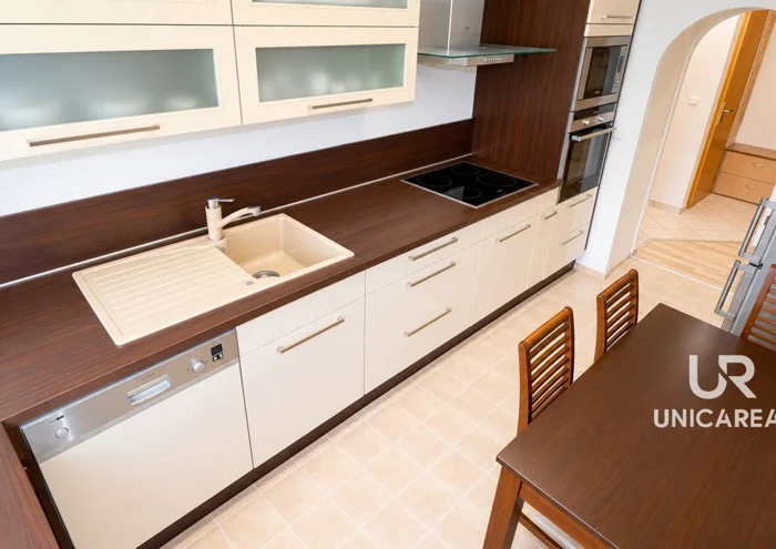 Pronájem bytu · 3+1 · 75 m²