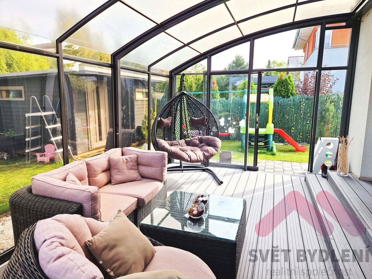 Продажа дома · Семейный дом · 186 m² · 5 комнат