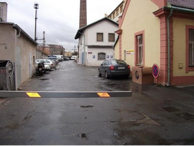 Pronájem komerční nemovitosti · Sklad