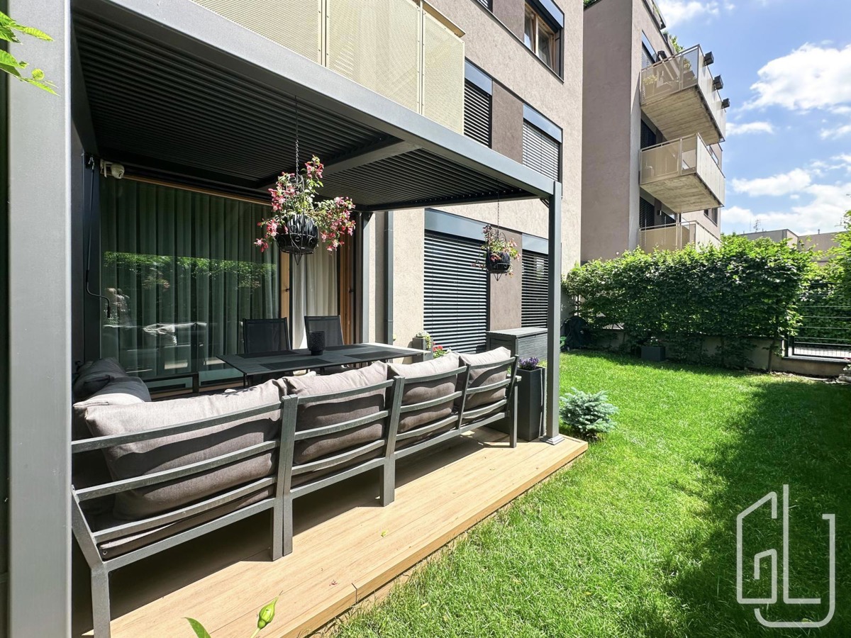 Аренда квартиры · 3+kk · 130 m²