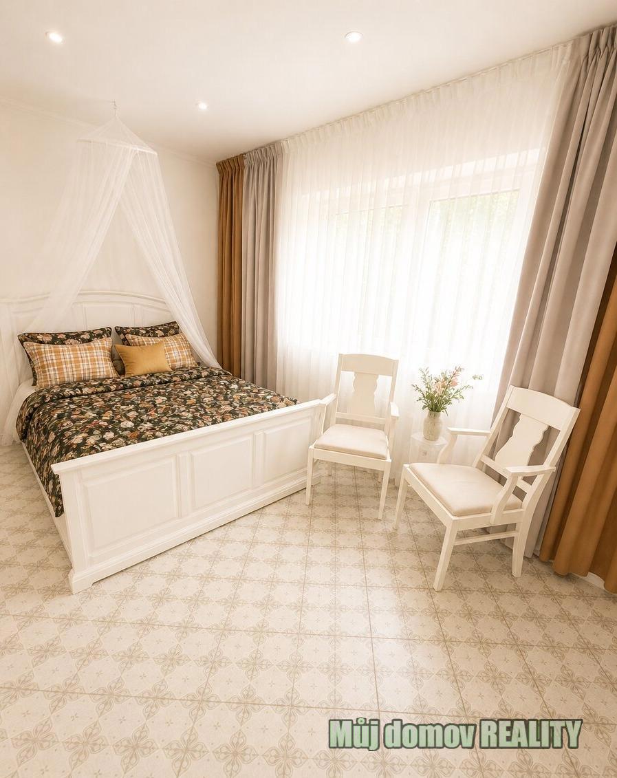 Pronájem bytu · 2+kk · 75 m²