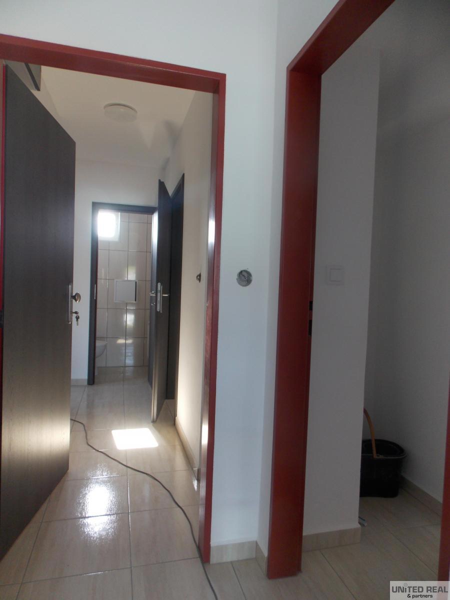 Pronájem bytu · 2+kk · 54 m²