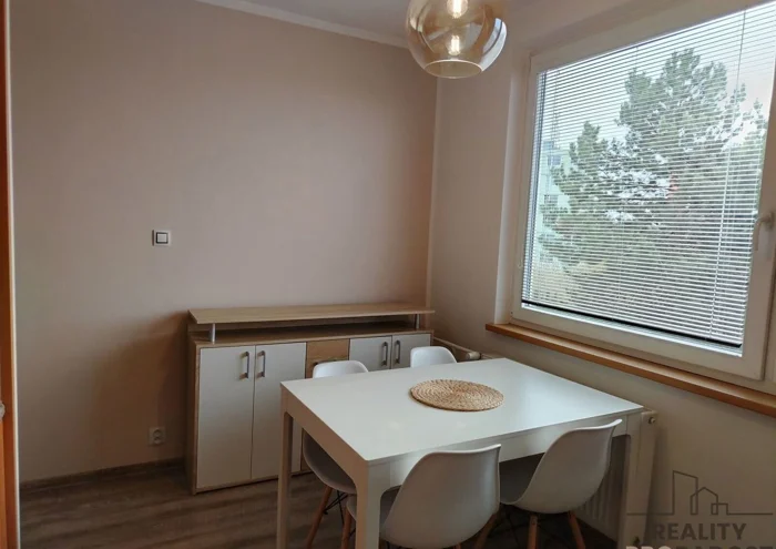 Pronájem bytu · 1+1 · 33 m²