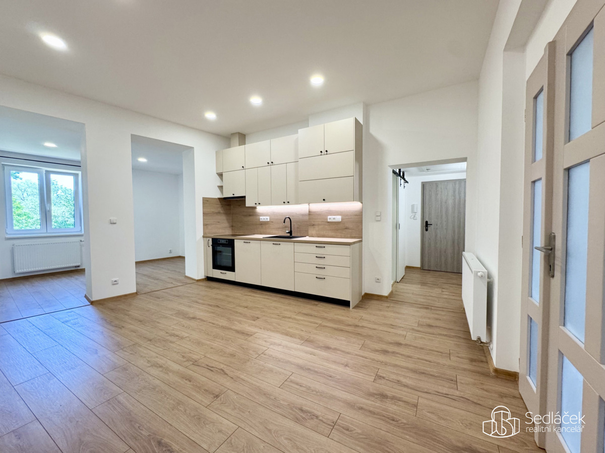 Fotografie 2 - Pronájem bytu · 4+kk · 78 m²