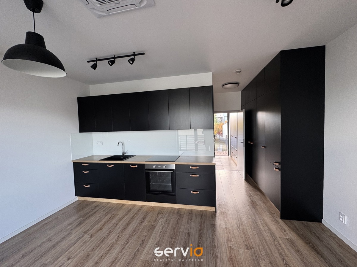 Аренда квартиры · 1+kk · 35 m²