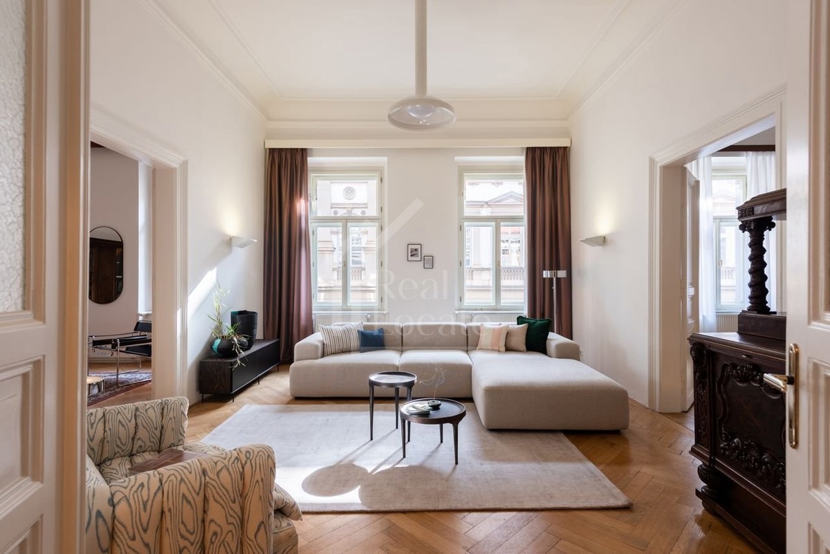 Продажа квартиры · 4+1 · 144 m²