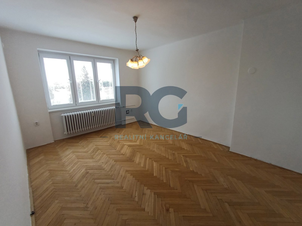 Fotografie 2 - Pronájem bytu · 2+1 · 53 m²