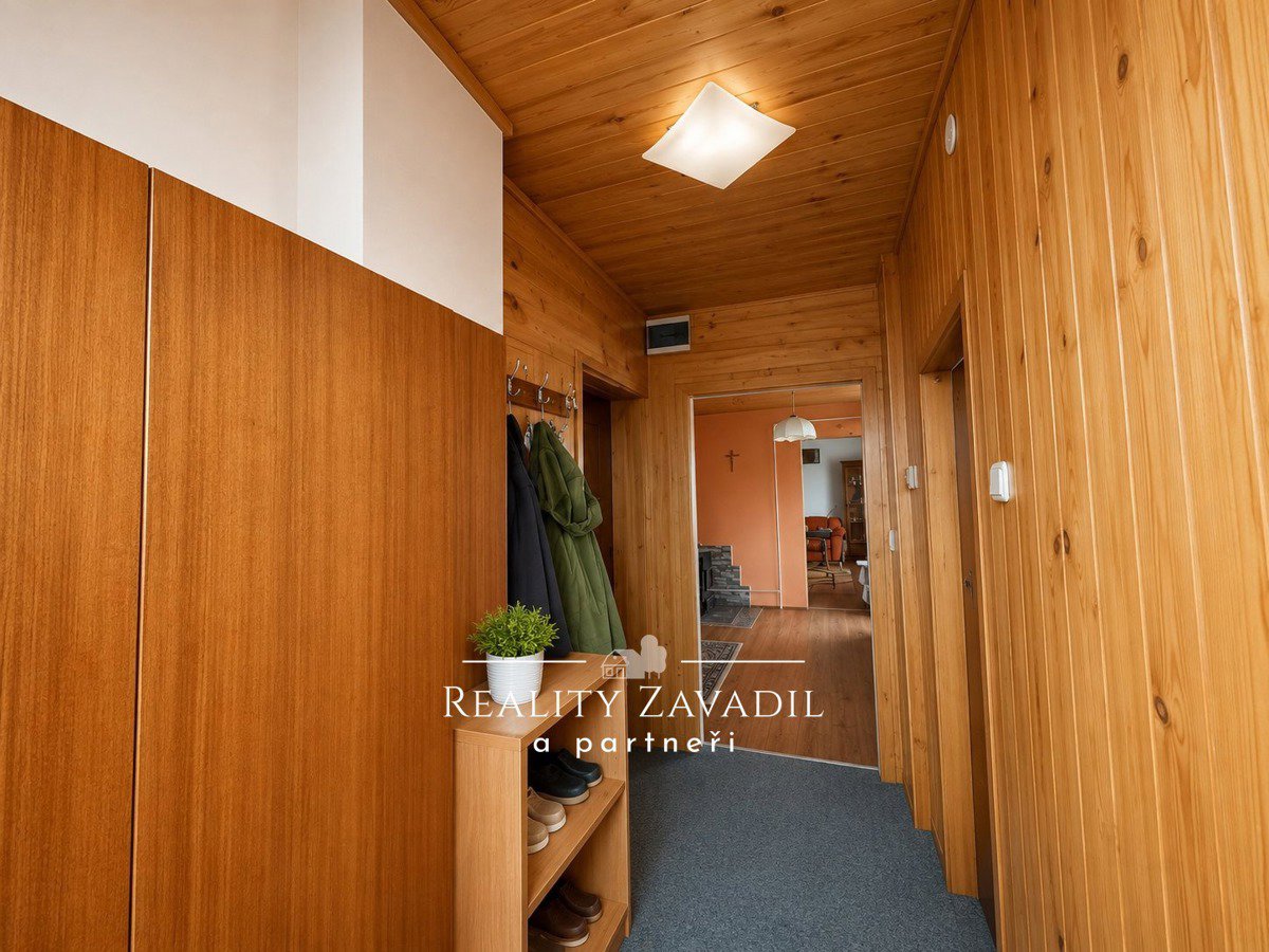 Photo 5/8