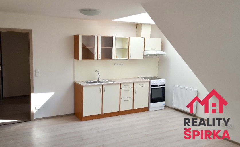 Fotografie 1 - Pronájem bytu · 1+kk · 39 m²