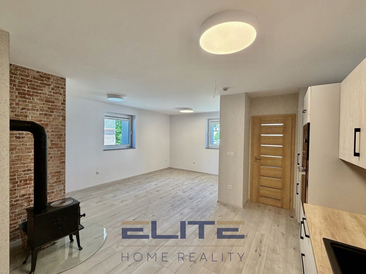 Fotografie 2 - Pronájem bytu · 3+kk · 65 m²