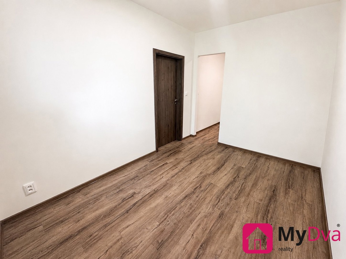 Fotografie 2 - Pronájem bytu · 2+kk · 62 m²