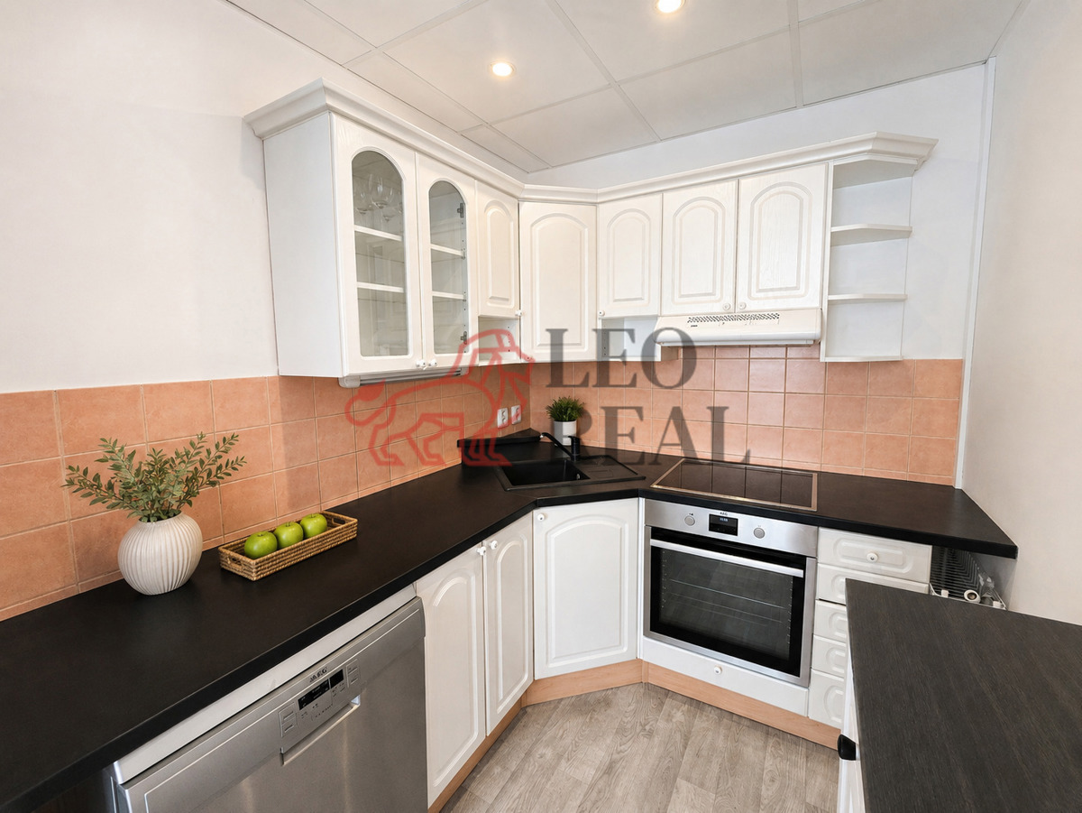 Fotografie 2 - Prodej bytu · 2+kk · 42 m²