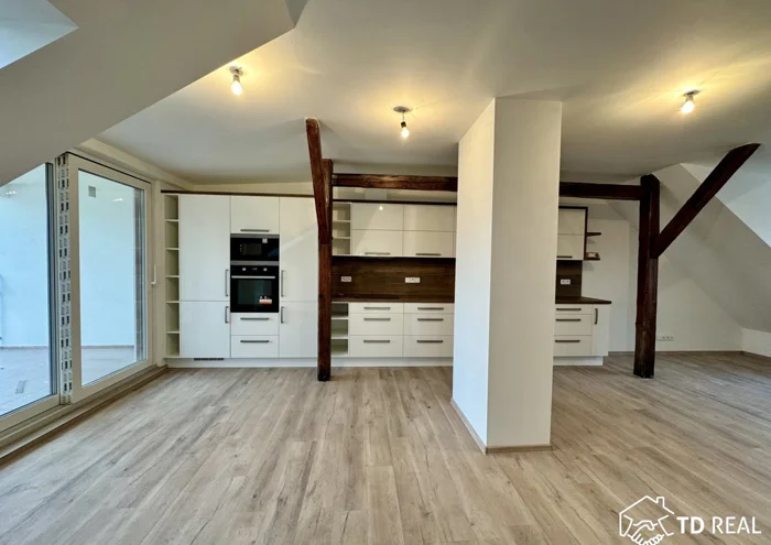 Pronájem bytu · 3+kk · 97 m²