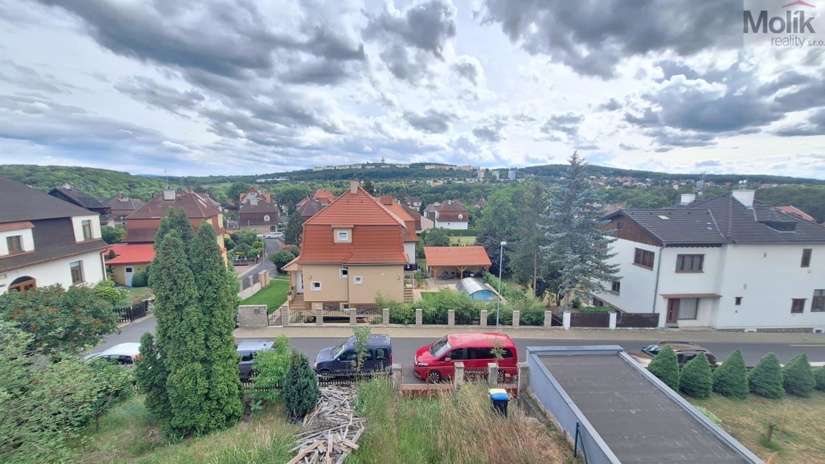 Продаж будинку · Сімейний будинок · 150 m²