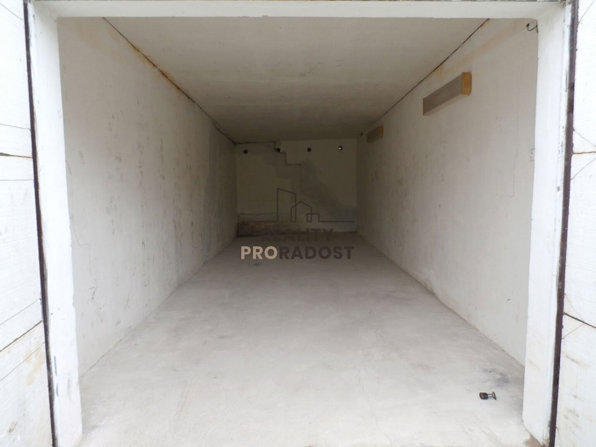 Fotografie 4 - Pronájem garáže · 31 m²
