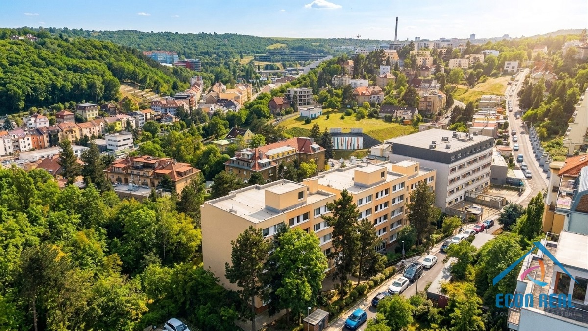 Pronájem bytu · 2+kk · 50 m²