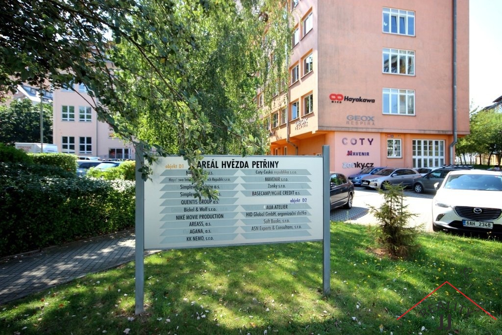 Оренда комерційної нерухомості · Офіс · 68 m²