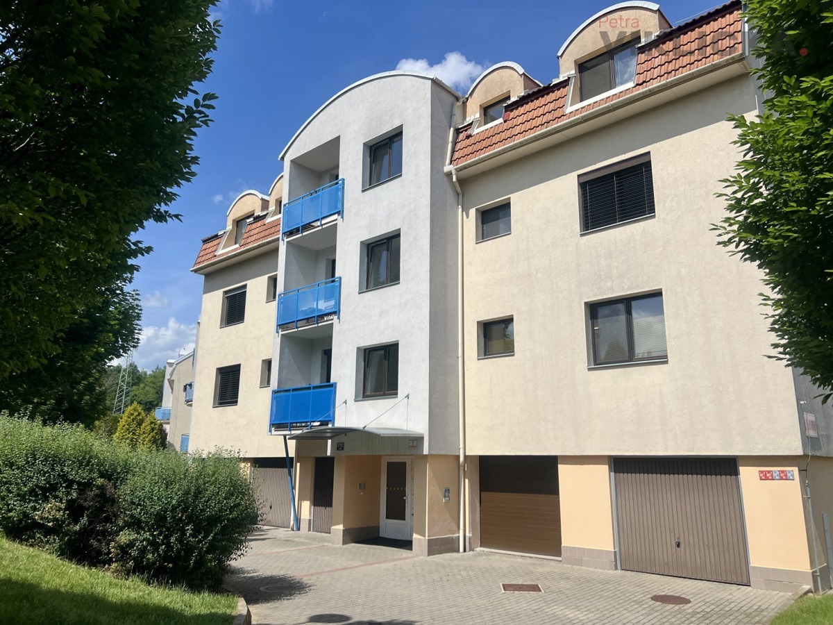 Pronájem bytu · 2+kk · 40 m²