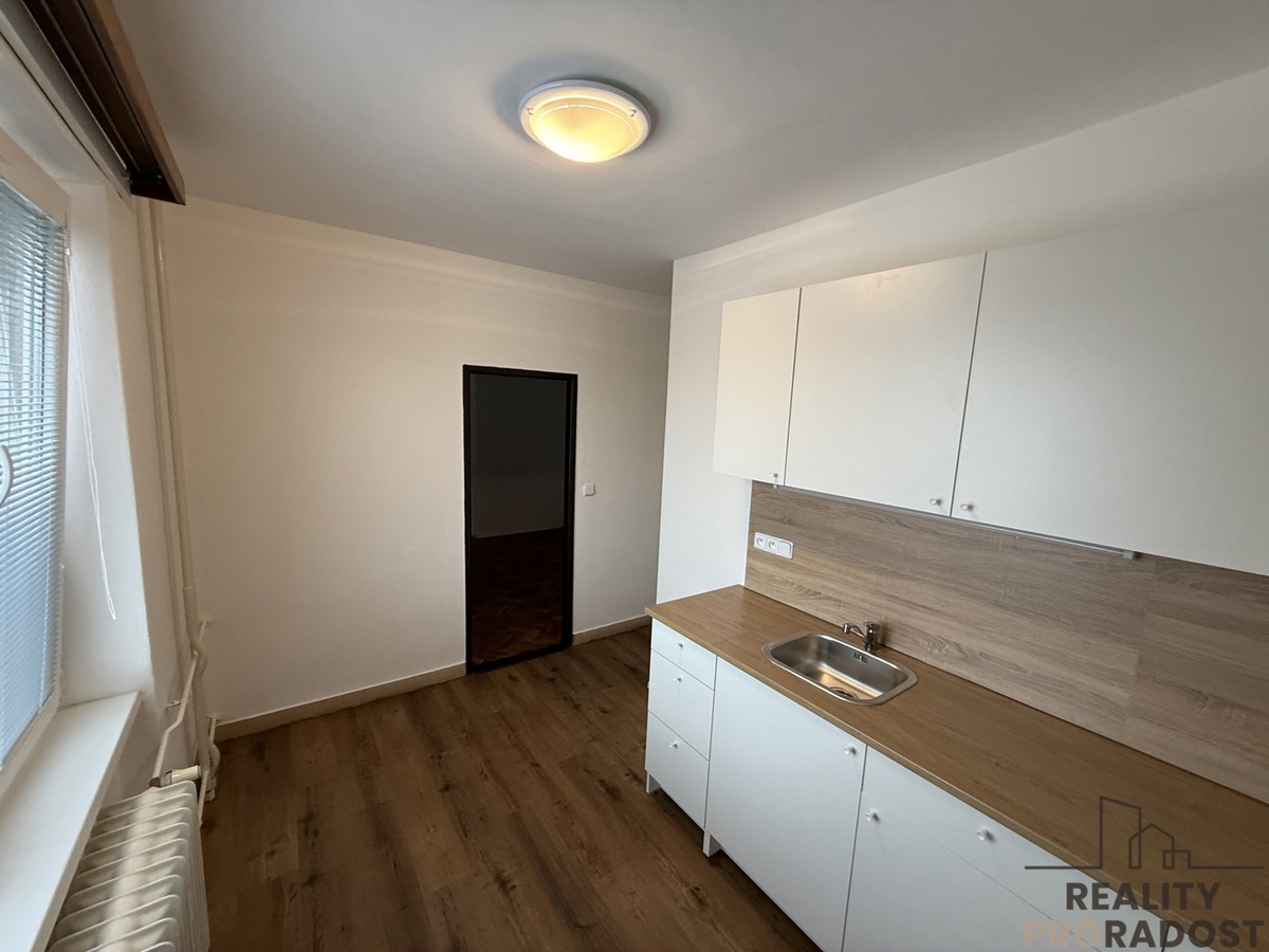 Fotografie 2 - Pronájem bytu · 3+1 · 68 m²
