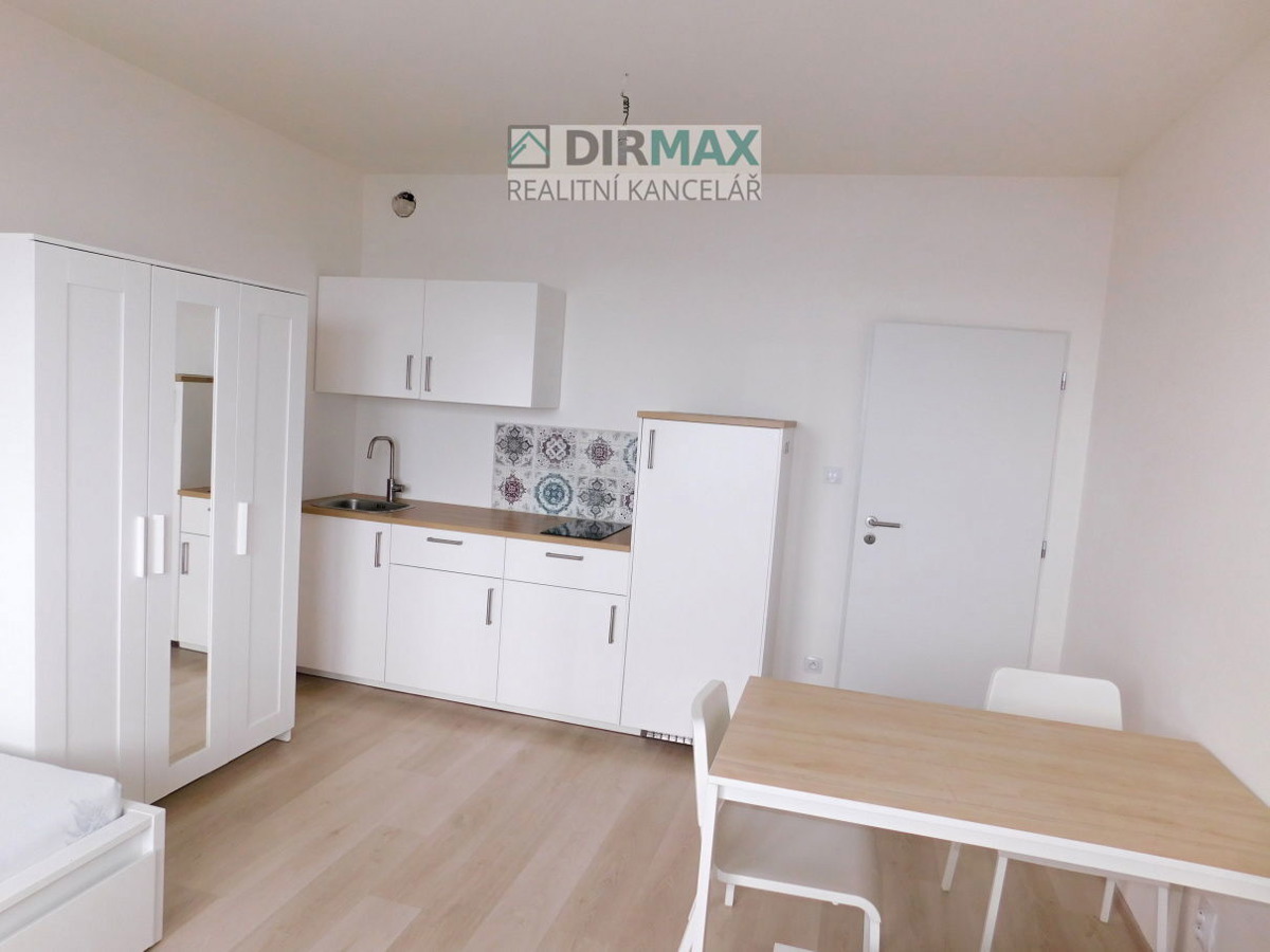Fotografie 4 - Pronájem bytu · 1+kk · 28 m²
