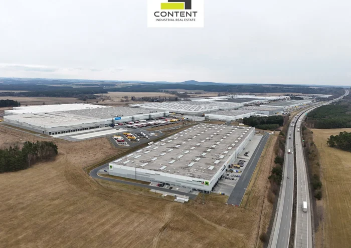 Аренда коммерческой недвижимости · 32 693 m²