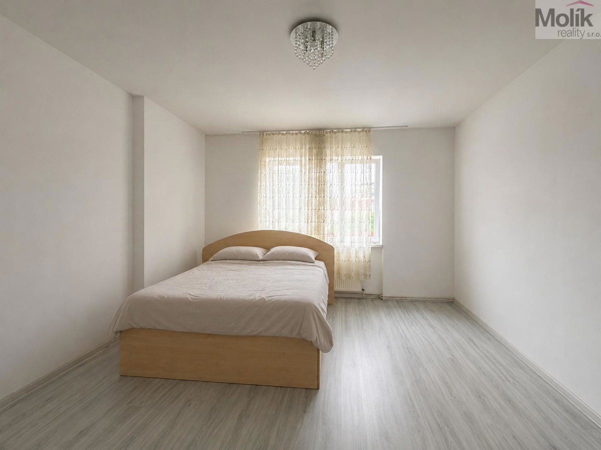 Fotografie 4 - Prodej domu · Rodinný · 384 m²