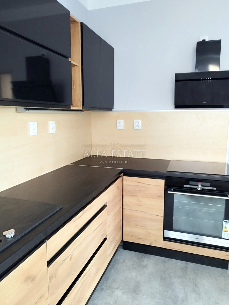 Fotografie 2 - Pronájem bytu · 2+1 · 85 m²