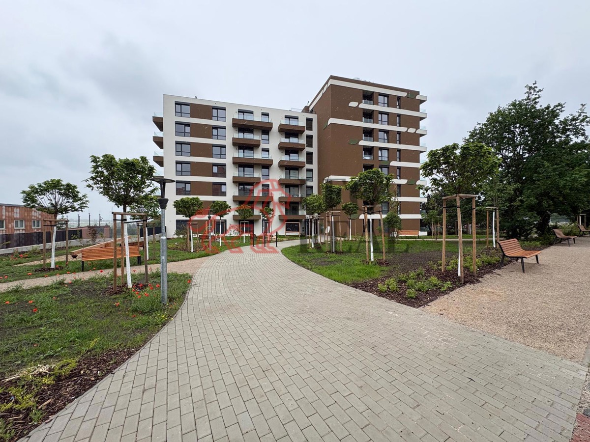 Căn hộ cho thuê · 2+kk · 41 m²