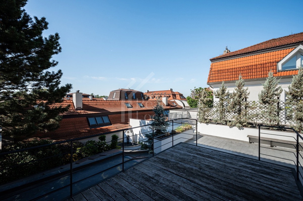 Fotografie 3 - Prodej domu · Vila · 337 m² · 5 pokojů