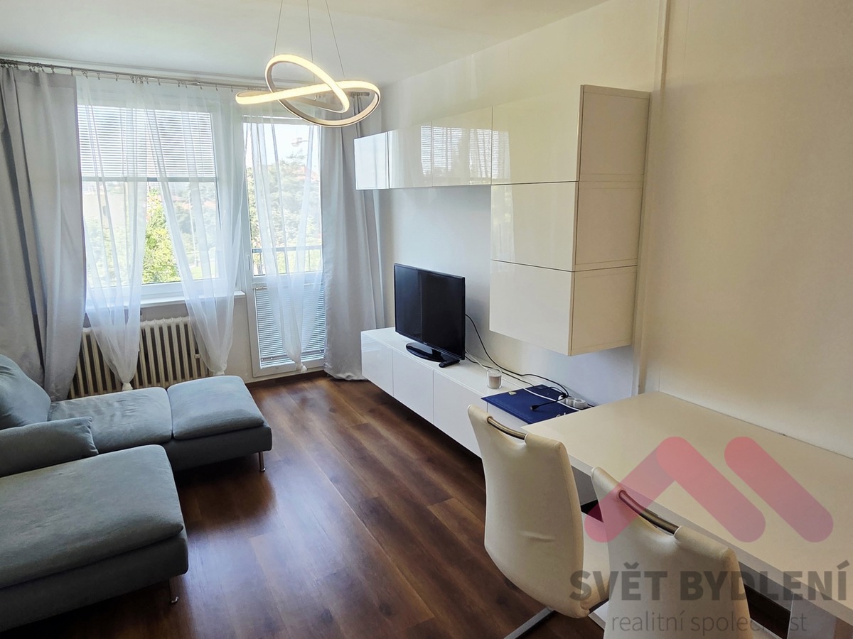 Pronájem bytu · 2+kk · 43 m²
