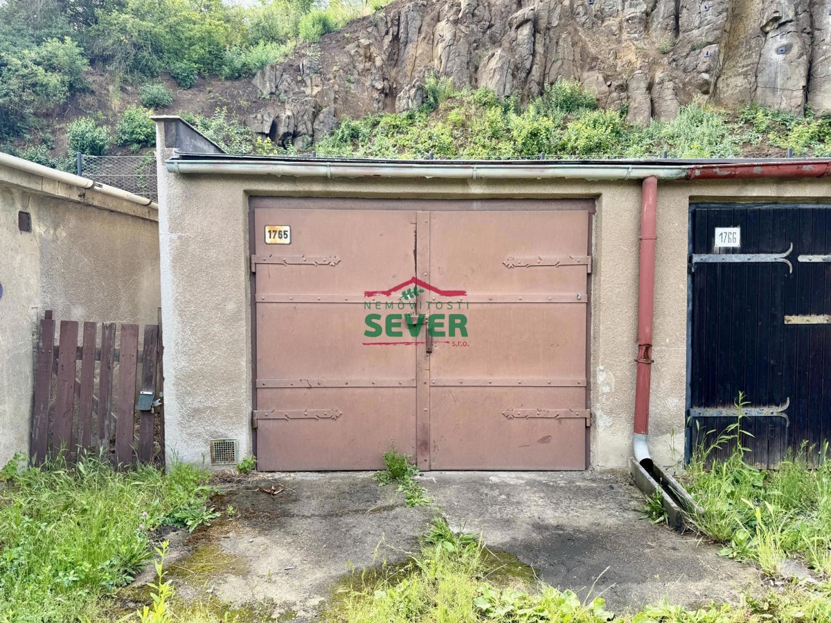 Prodej garáže · 23 m²