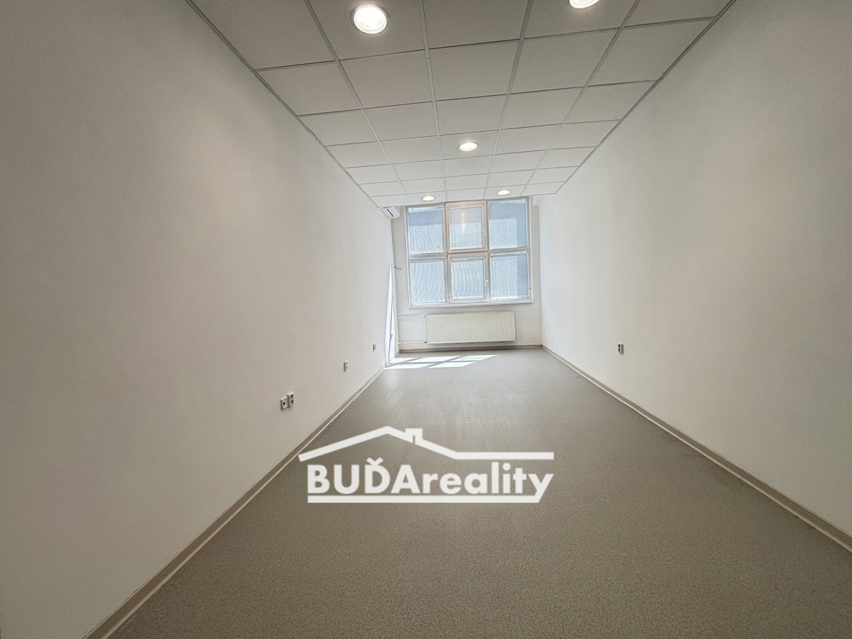 Fotografie 3 - Pronájem komerční nemovitosti · Kancelář · 24 m²