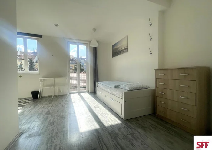 Pronájem bytu · 1+kk · 21 m²