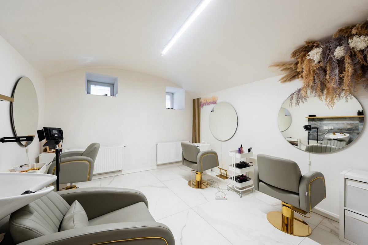 Продаж комерційної нерухомості · 170 m²