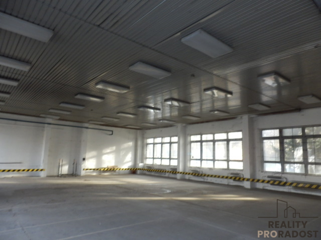 Аренда коммерческой недвижимости · Склад · 375 m²